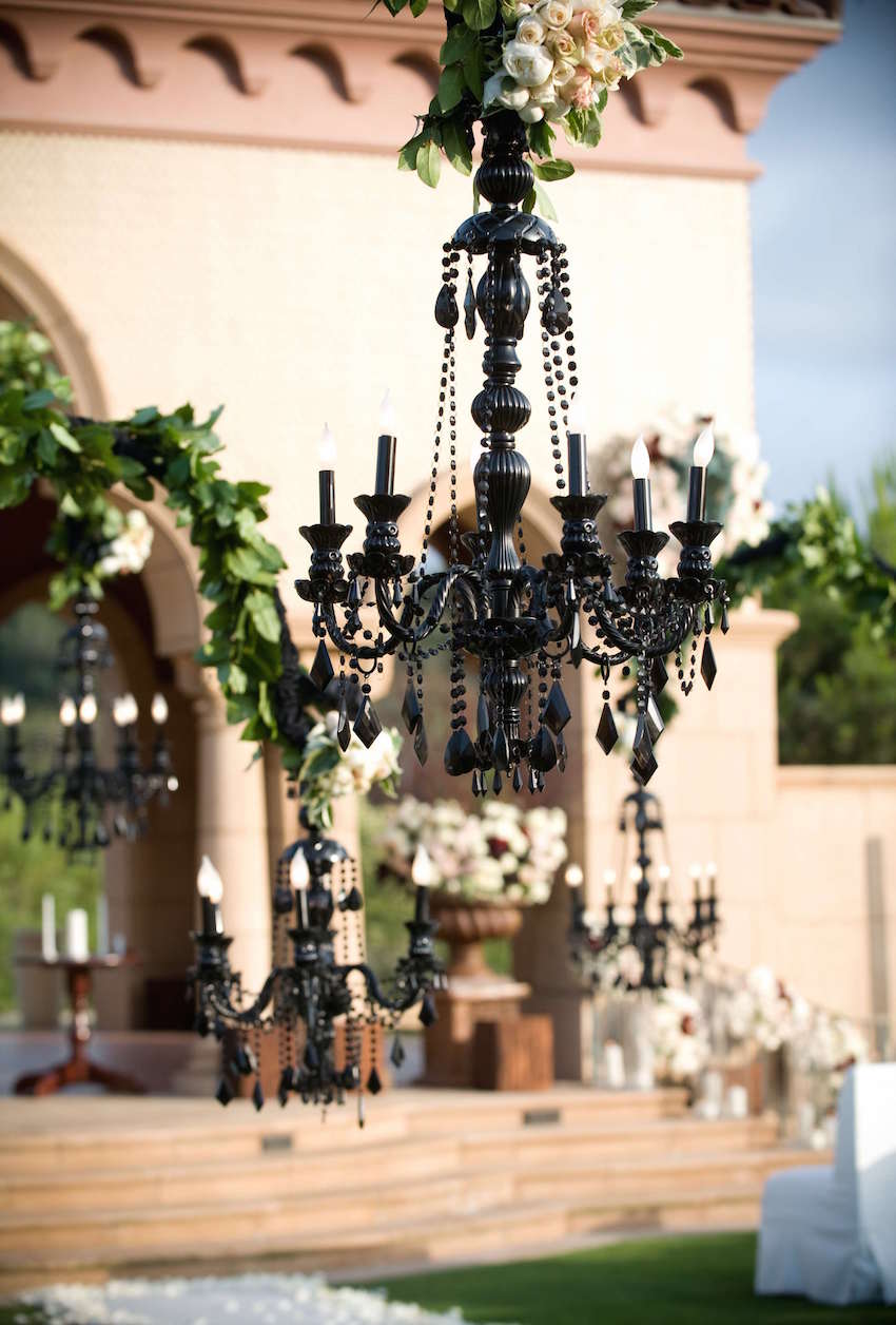 Give Your Wedding a Luxurious Touch with Floral Chandeliers